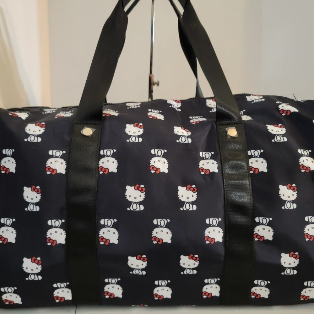 Hello Kitty Duffle Bag Sanrio Navy Weekender Travel Gym Overnight Bag New - Picture 7 of 10